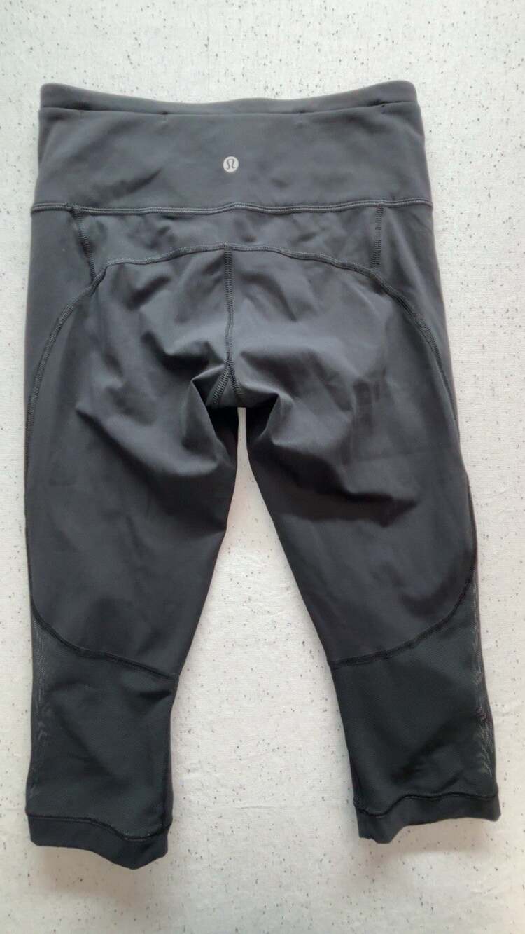 Lululemon Race With Grace Crop Leggings Womens 6 Black Mesh Luxtreme
